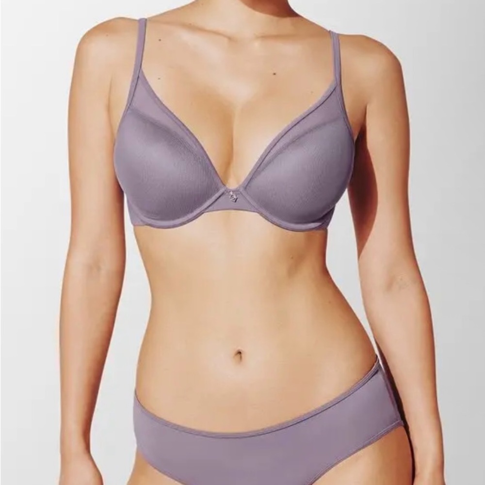 24/7 Classic Uplift Plunge Bra